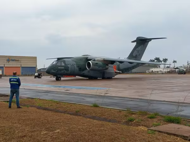 CORONEL CHRISÓSTOMO CONVOCA FORÇAS ARMADAS PARA COMBATER INCÊNDIOS EM RONDÔNIA